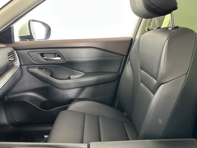 2023 Nissan Rogue SV Premium Package