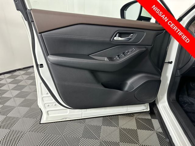 2023 Nissan Rogue SV Premium Package