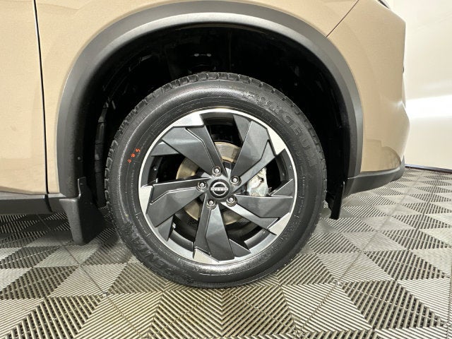 2024 Nissan Rogue SV Premium Package