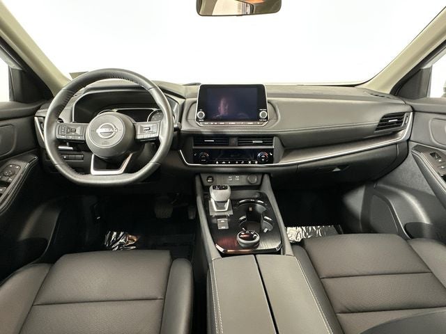 2024 Nissan Rogue SV Premium Package