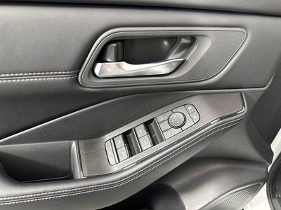 2024 Nissan Rogue SV Premium Package