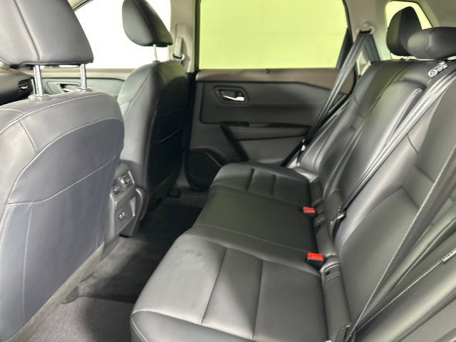 2023 Nissan Rogue SV Midnight Edition & Premium Package