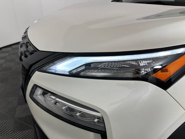 2023 Nissan Rogue SV Midnight Edition & Premium Package