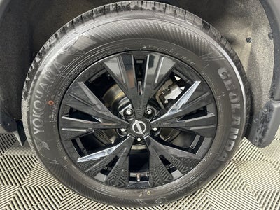 2023 Nissan Rogue SV Midnight Edition & Premium Package