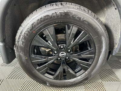 2023 Nissan Rogue SV Midnight Edition & Premium Package