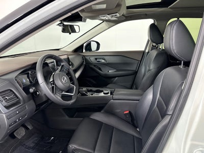 2023 Nissan Rogue SV Midnight Edition & Premium Package