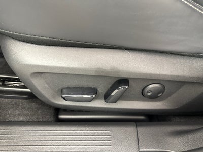 2023 Nissan Rogue SV Midnight Edition & Premium Package