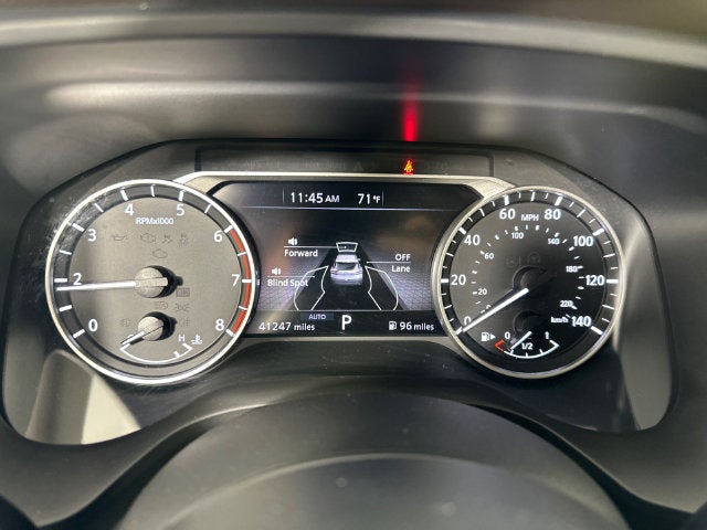 2023 Nissan Rogue SV Midnight Edition & Premium Package