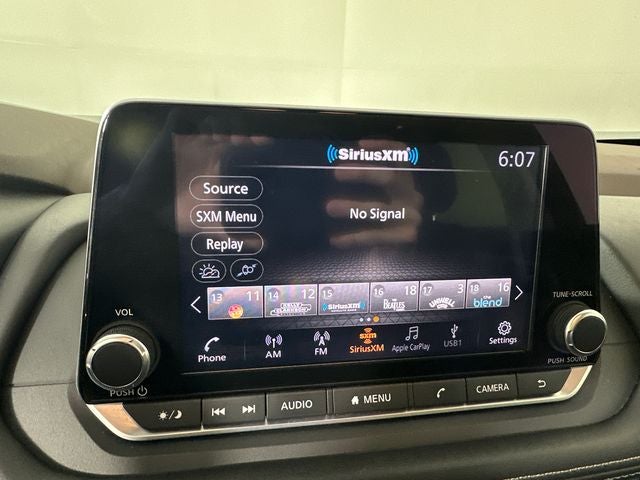 2023 Nissan Rogue SV Midnight Edition & Premium Package