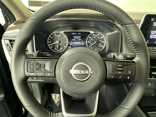 2023 Nissan Rogue SV Midnight Edition & Premium Package