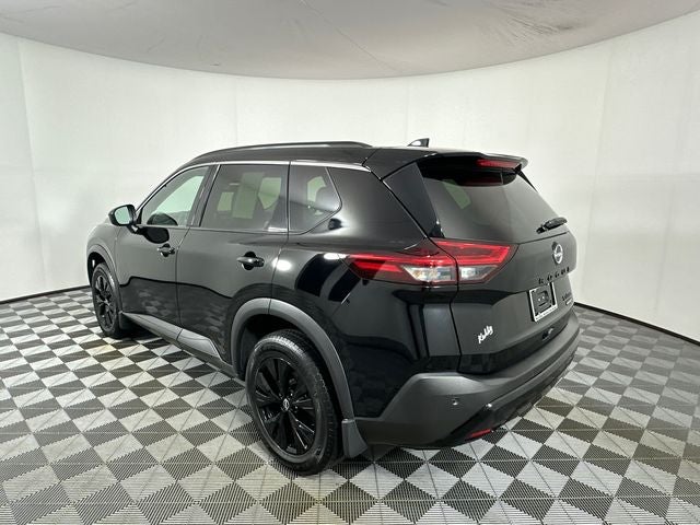 2023 Nissan Rogue SV Midnight Edition & Premium Package