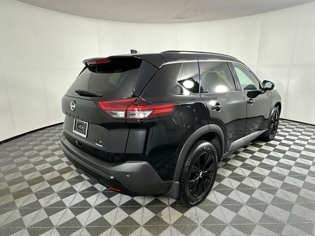2023 Nissan Rogue SV Midnight Edition & Premium Package