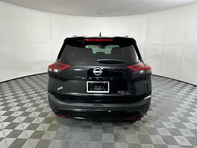 2023 Nissan Rogue SV Midnight Edition & Premium Package