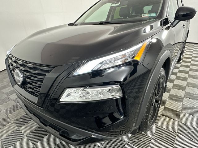 2023 Nissan Rogue SV Midnight Edition & Premium Package