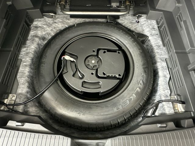 2023 Nissan Rogue SV Midnight Edition & Premium Package