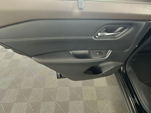 2023 Nissan Rogue SV Midnight Edition & Premium Package