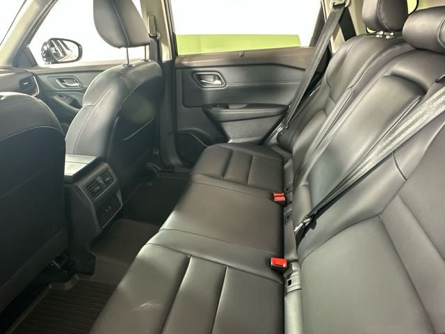 2023 Nissan Rogue SV Midnight Edition & Premium Package