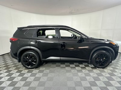 2023 Nissan Rogue SV Midnight Edition & Premium Package