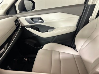 2023 Nissan Rogue SL Premium Package
