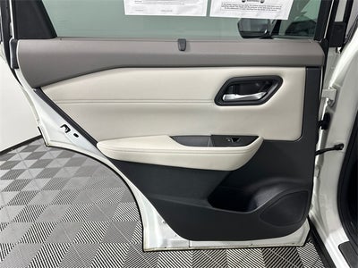 2023 Nissan Rogue SL Premium Package
