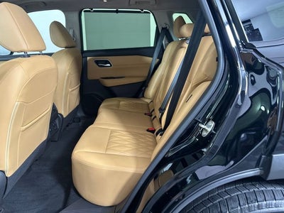 2023 Nissan Rogue Platinum Premium Package