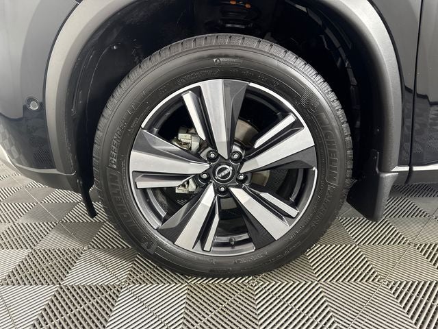 2023 Nissan Rogue Platinum Premium Package