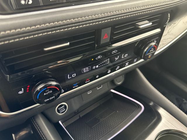 2023 Nissan Rogue Platinum Premium Package