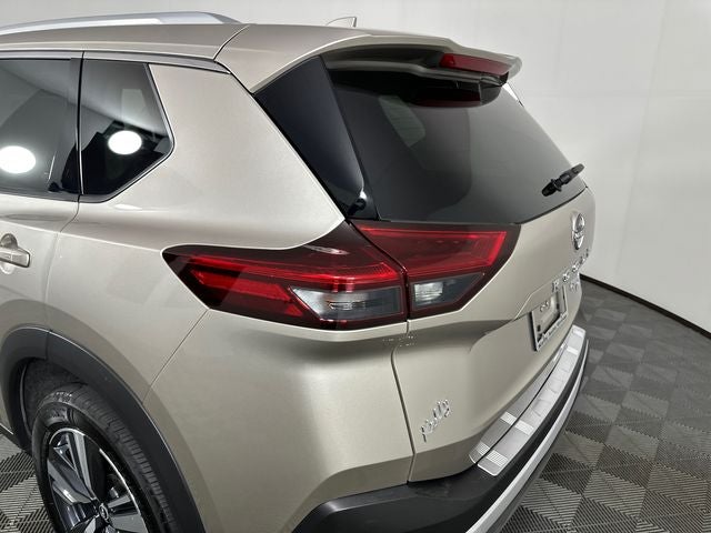 2022 Nissan Rogue Platinum Head-Up Display Package