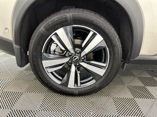 2022 Nissan Rogue Platinum Head-Up Display Package