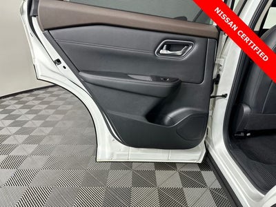 2023 Nissan Rogue Platinum Premium Package
