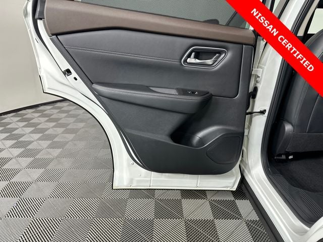 2023 Nissan Rogue Platinum Premium Package