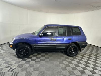 2000 Toyota RAV4 Base