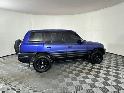 2000 Toyota RAV4 Base
