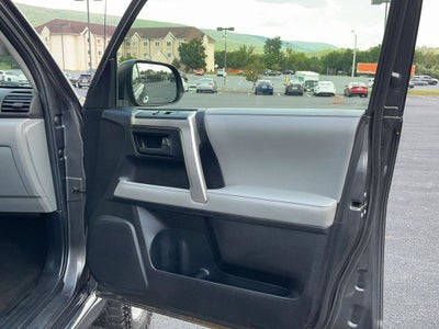 2013 Toyota 4Runner SR5
