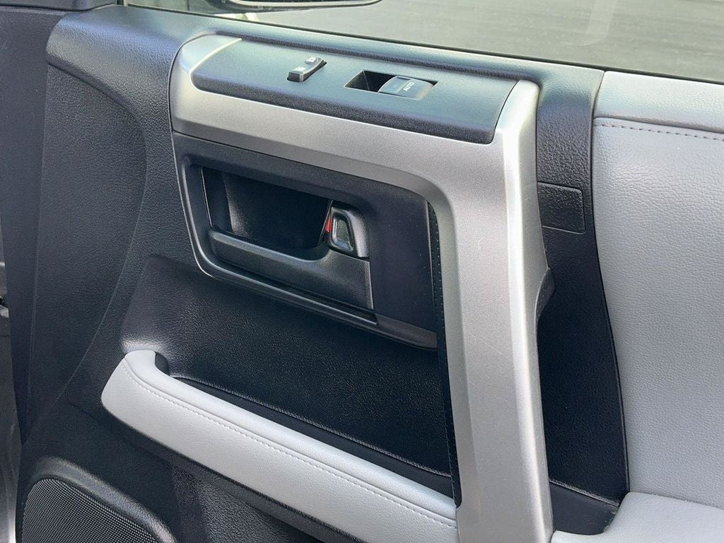 2013 Toyota 4Runner SR5