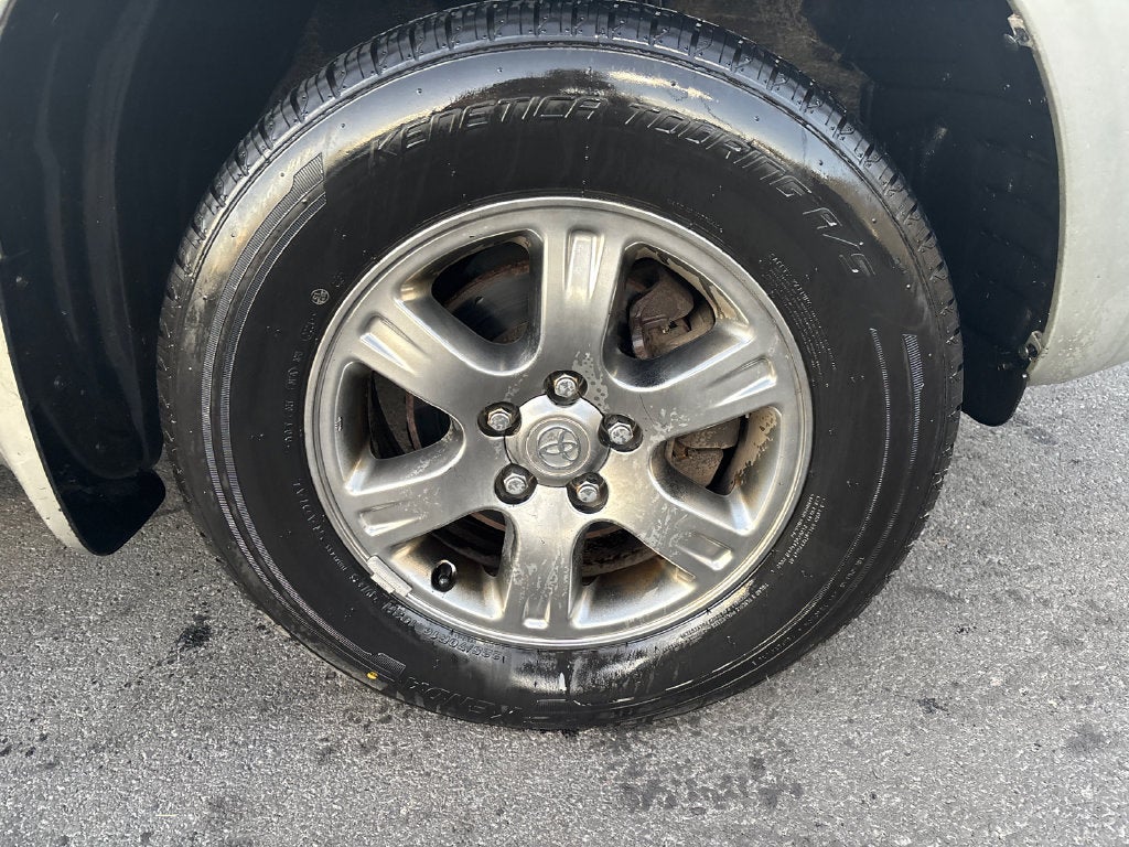 2004 Toyota Highlander V6
