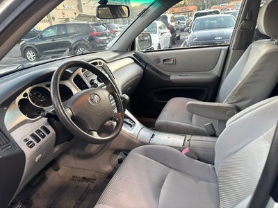 2004 Toyota Highlander V6
