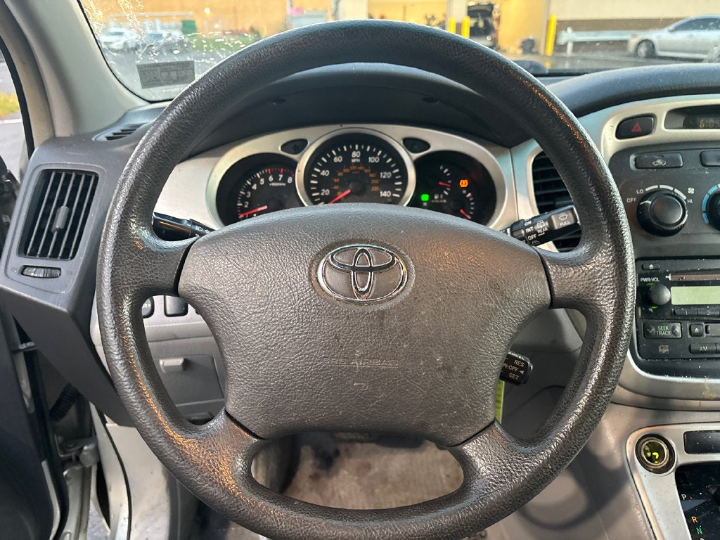 2004 Toyota Highlander V6