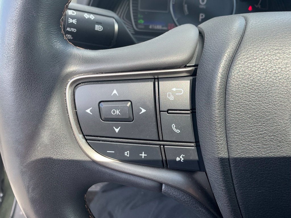 2021 Lexus UX 250h Base