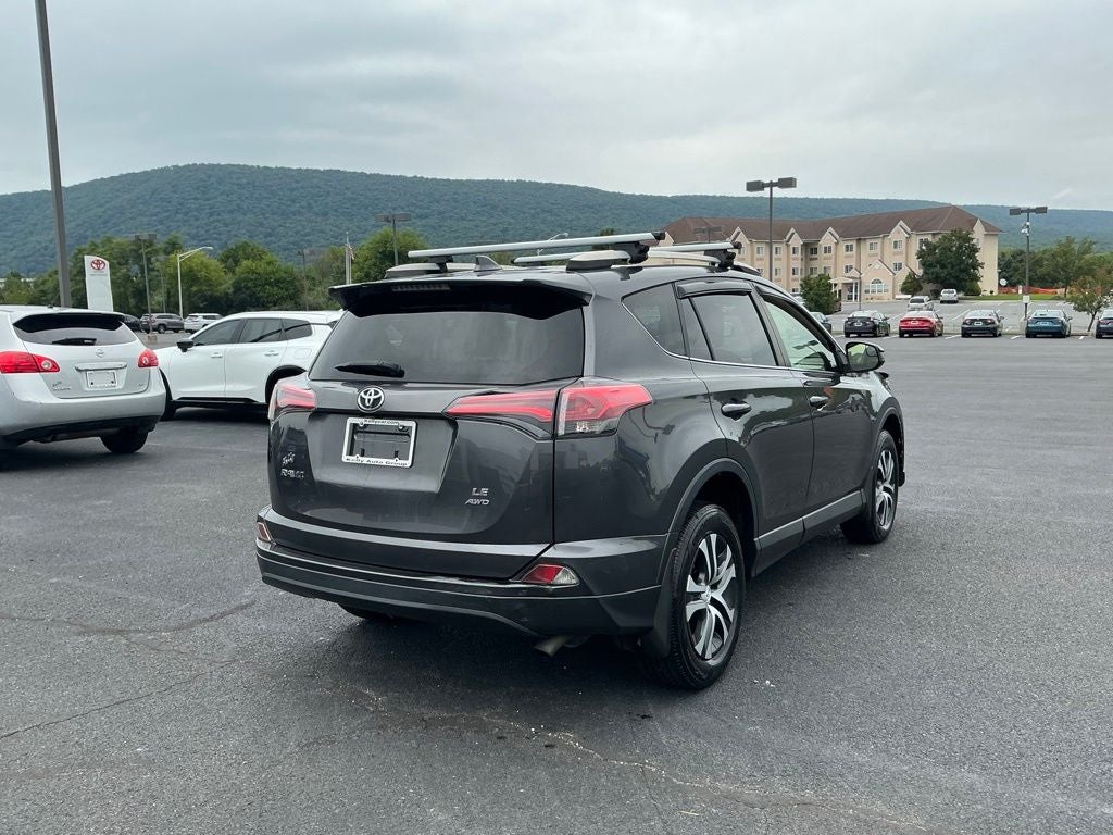 2018 Toyota RAV4 LE