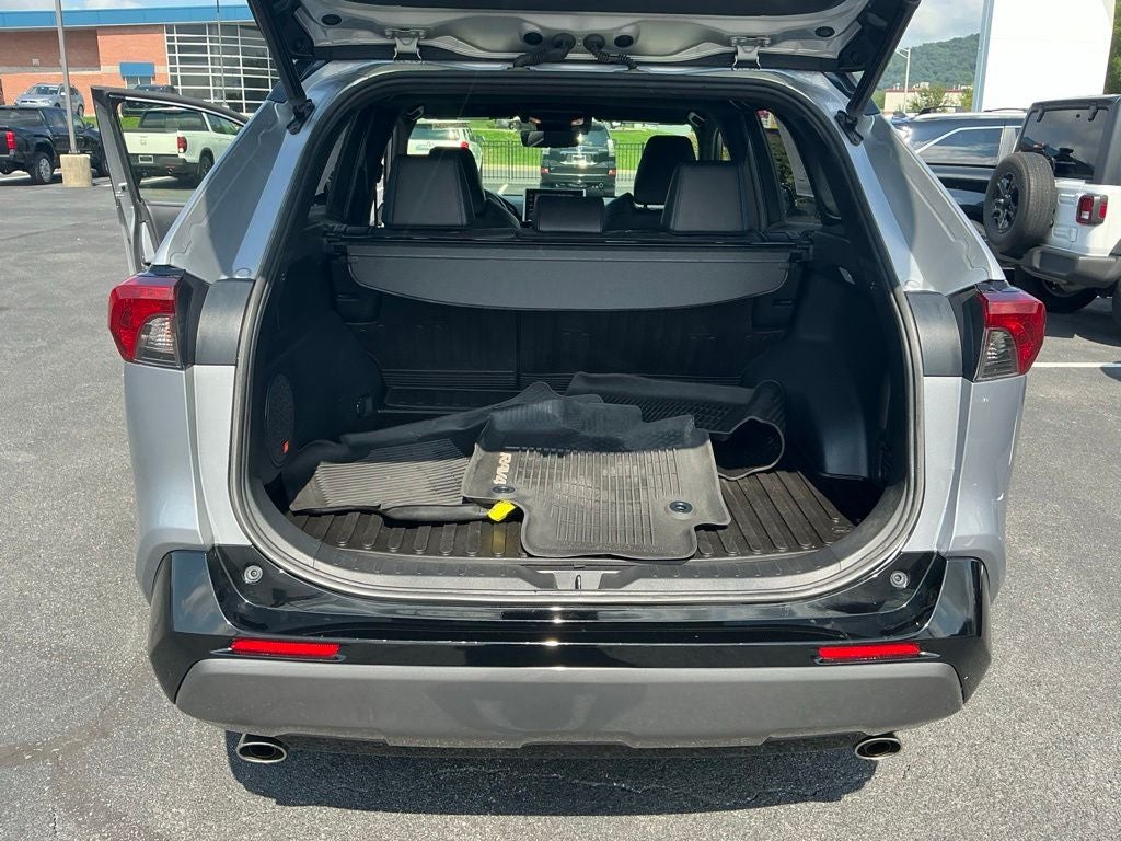 2020 Toyota RAV4 Hybrid XSE