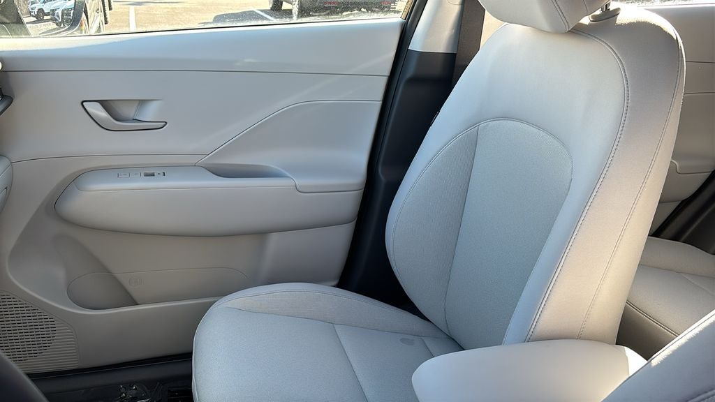 2026 Hyundai KONA SE