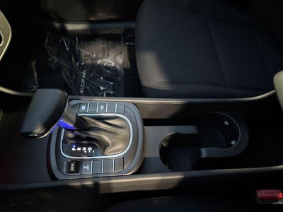 2026 Hyundai KONA SE