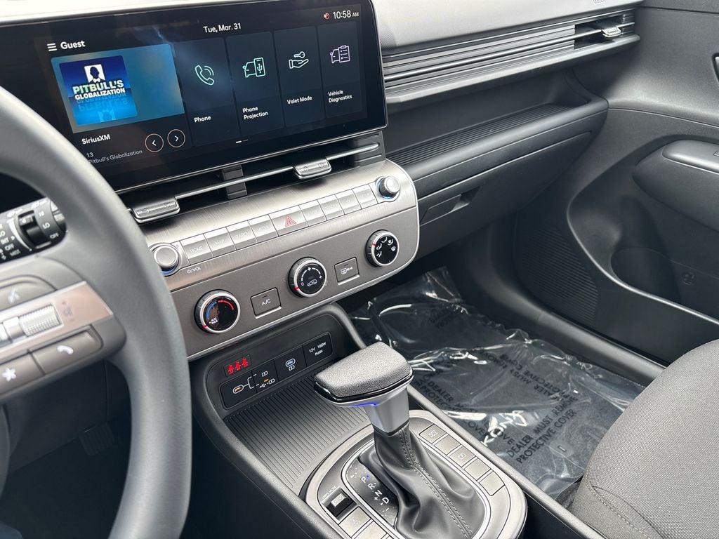 2026 Hyundai KONA SE