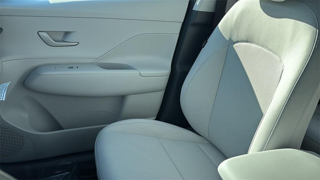 2026 Hyundai KONA SE