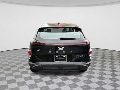 2026 Hyundai KONA SE