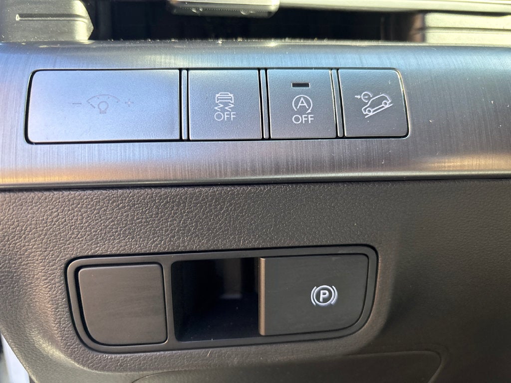 2025 Hyundai KONA SE
