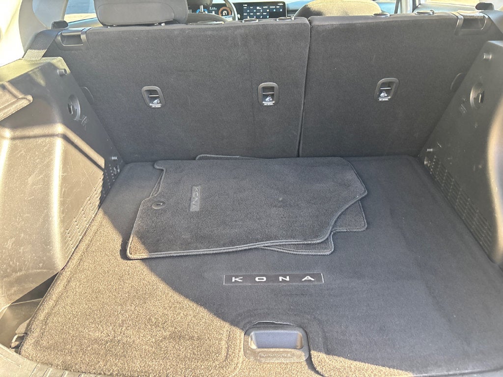 2025 Hyundai KONA SE