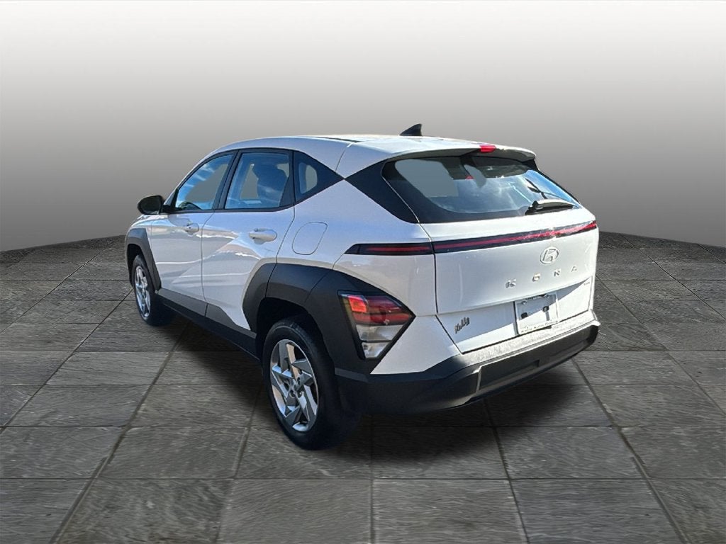 2025 Hyundai KONA SE