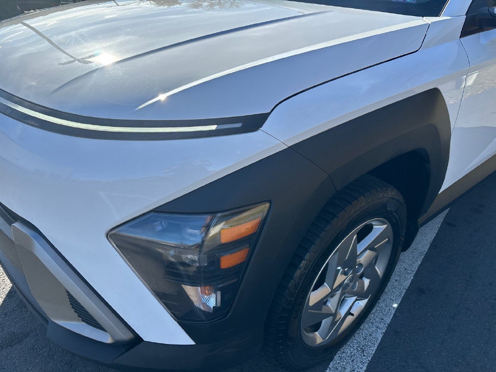2025 Hyundai KONA SE